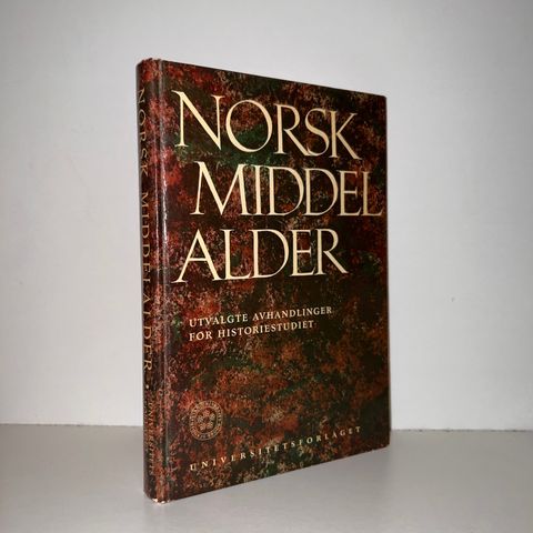 Norsk middelalder - Andreas Holmsen (red.). 1966