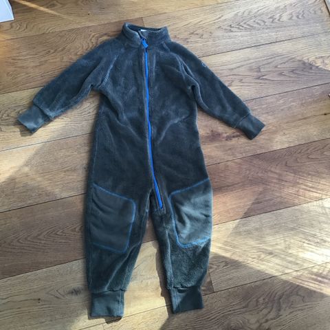 Myk fleece dress fra Stormberg str 3 år