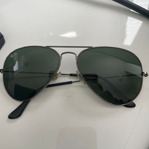 Ray-ban store solbriller, nesten ikke brukt