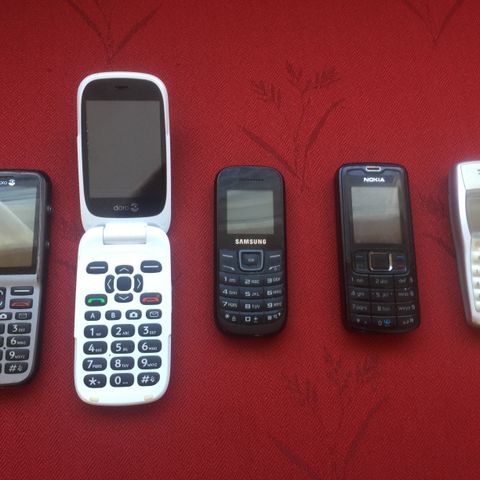 Eldre mobiler,  Doro 6521/530X, Nokia 3110/1100, Samsung Keystone 2