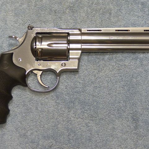 Revolver Colt Anaconda, 6", 44 Magnum