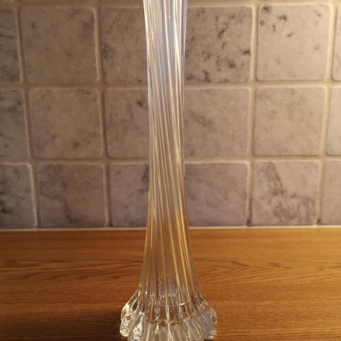 Flott vase i glass