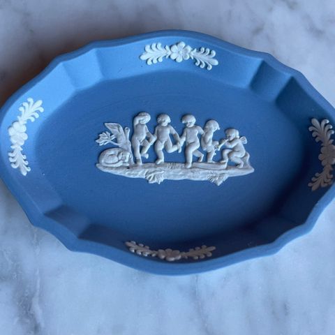 Jasperware-Wedgewood vintage lite fat