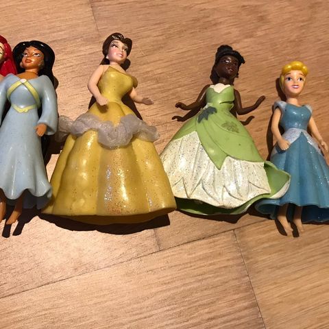 Disney Princess minifigurer med mange klær