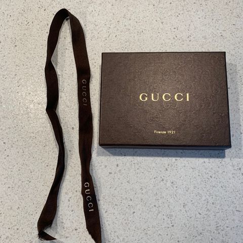 Gucci box for mens wallet