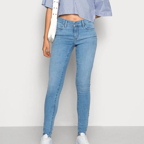 Levis skinny jeans str.24.32