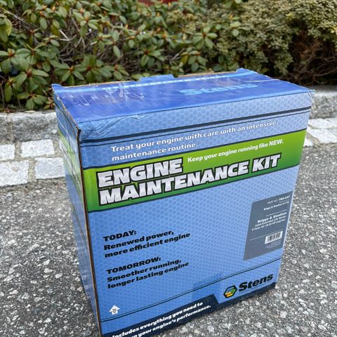 Engine maintenance kit