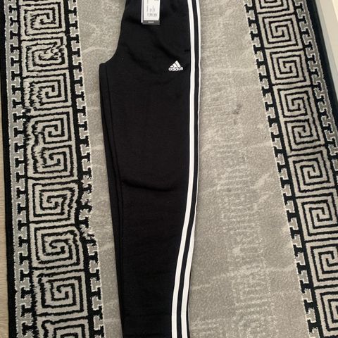 Adidas joggebukse