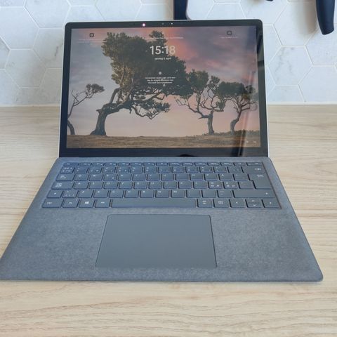 Microsoft Surface Laptop 4 R5/8/256 13" - Perfekt studielaptop!