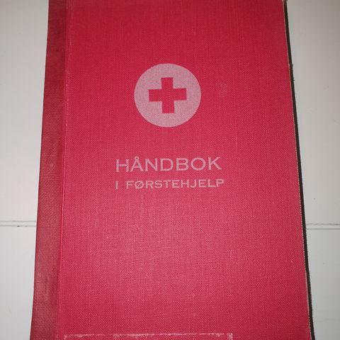 Håndbok i førstehjelp fra 1967