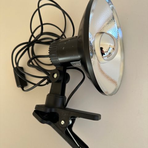 Reflektorlampe - spotlight, lampe med klype for fleksibel festing
