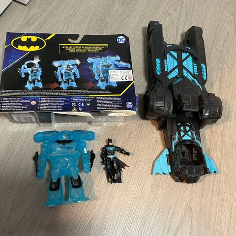 BATMAN 2 IN 1 BATMOBILE og Batman figur