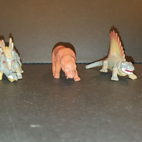 Dinosaur figurer fra 1972. HK