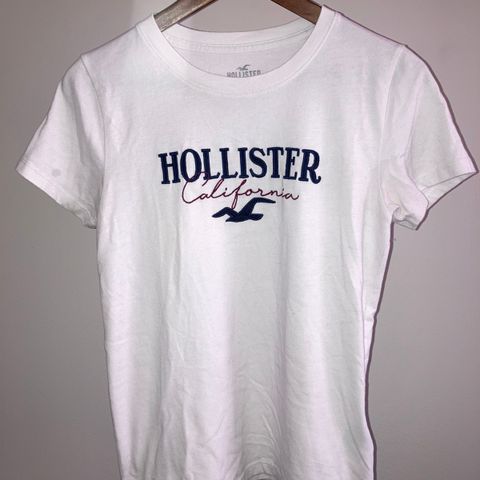 Hollister t-skjorte, størrelse S