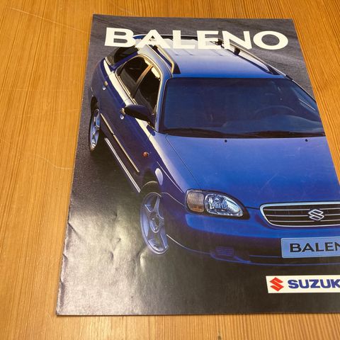 BILBROSJYRE - SUZUKI BALENO STASJONSVOGN - 1997