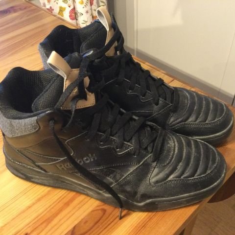 Reebok sko str 44