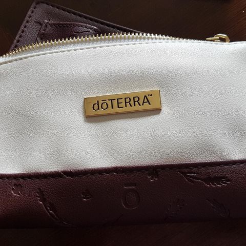 doTERRA Clutch bag