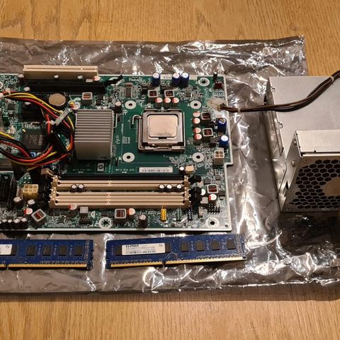 Core Duo E8400 + Hp Compaq de5800 microtower / PSU / 3.0 ghz / DDR2