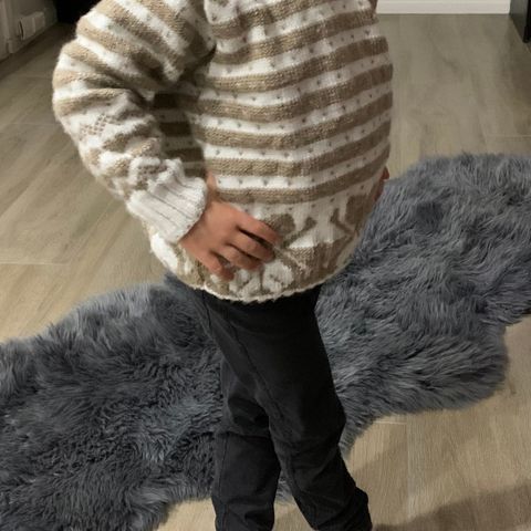 strikkete genser