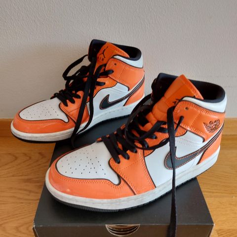 Jordan 1 (Str.40,5)