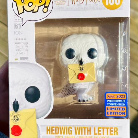 Funko Pop! Hedwig with Letter [Wondrous Convention] | Harry Potter (160)