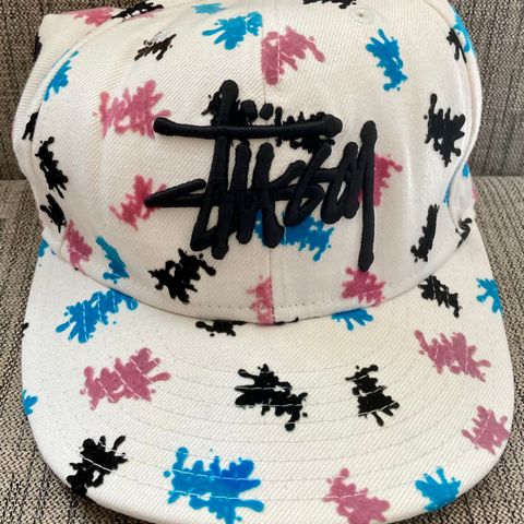 Vintage Stussy x New Era fitted caps.