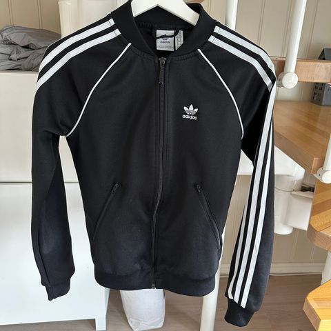 Adidas Jakke str XS