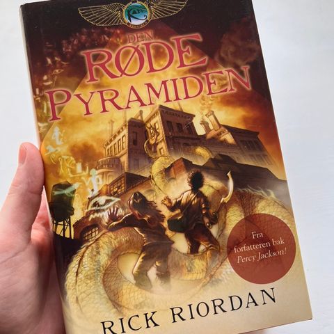 Rick riordan - den røde pyramide