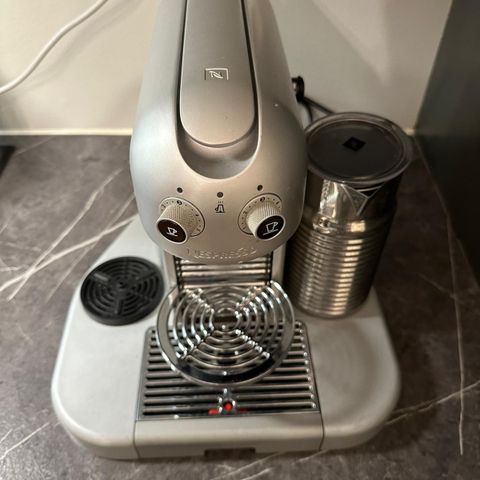 kaffe maskin Nespresso