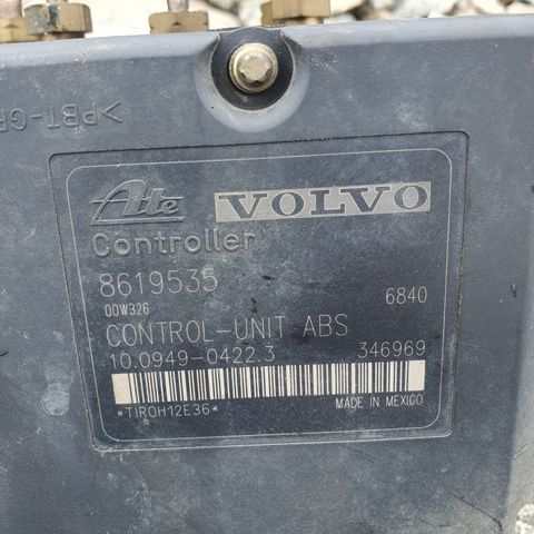 Volvo v70N Abs Controll Unit x3