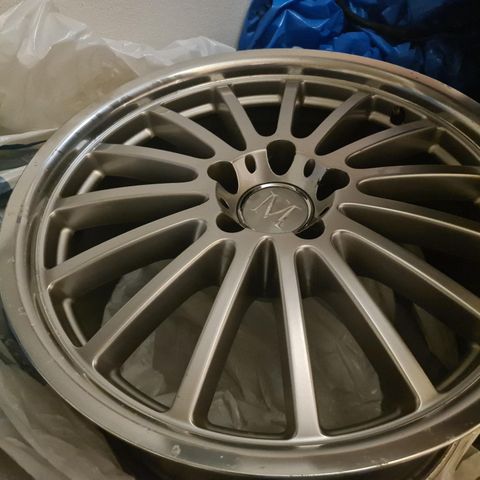 Mandrus 18 x 8 1/2