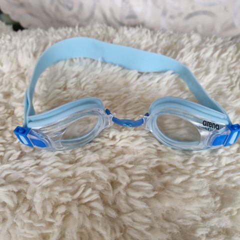 arene svømmebrille
