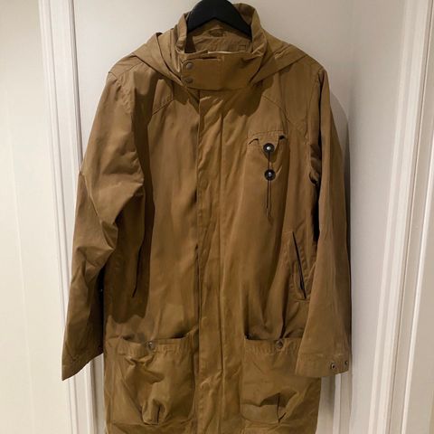 Uniform for the dedicated - Trenchcoat