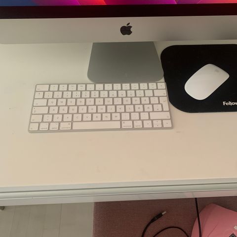 iMac MHK03H 21,5 2c/i5/256gb