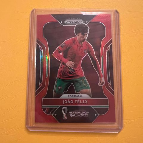 Joao Felix red Prizm world cup Qatar /399 fotballkort