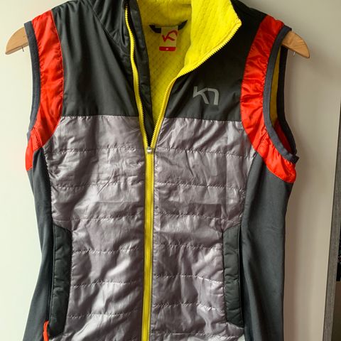 Kari Traa vest