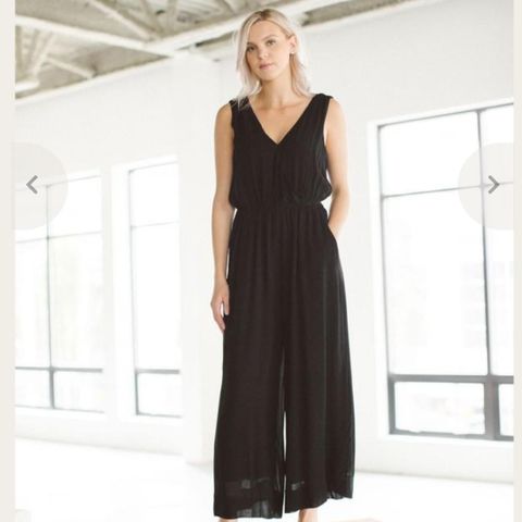 NY jumpsuit fra Just female, small