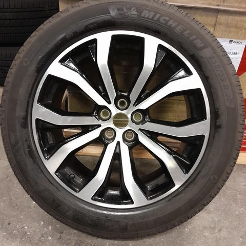 20" felger 5x114,3 m/dekk 255/55R20. Lite brukt!