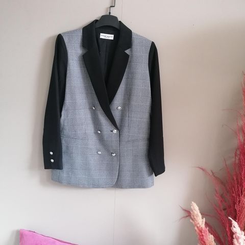 Margit Brandt dobbelspent svart rutete dogtooth jakke dressjakke blazer