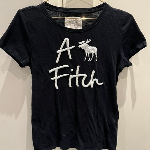 Abercrombie & Fitch T-shirt