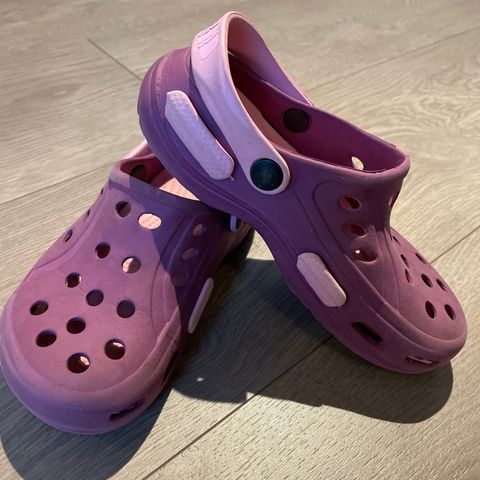 Crocks