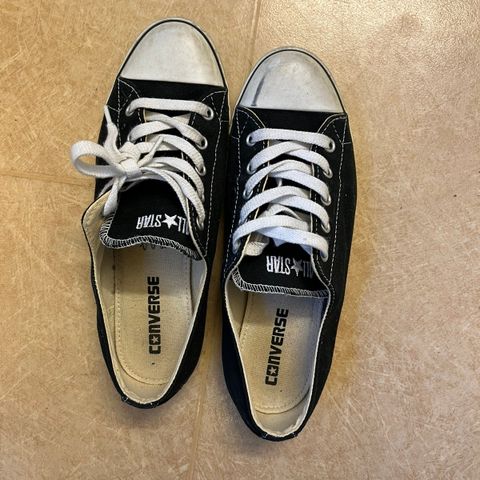 svarte converse dame 39