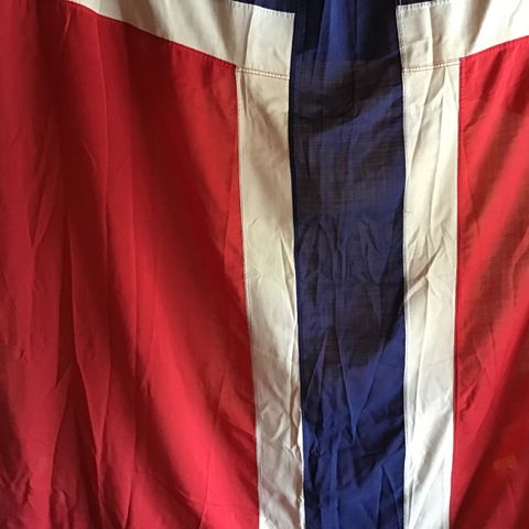 Stor🇳🇴 NORGES flagg! 17e MAI!!🇳🇴2m50!