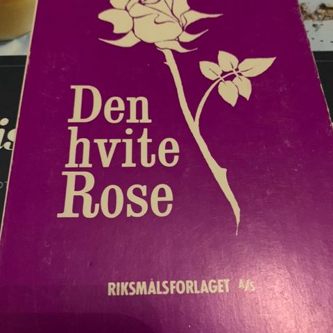 Den hvite rosen av Inge School til salgs.