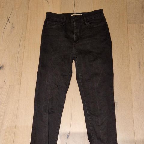 Levis High rise super skinny