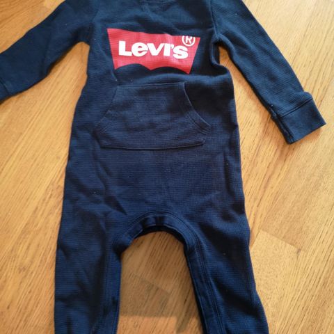 Levis og diesel dress str 9 mnd