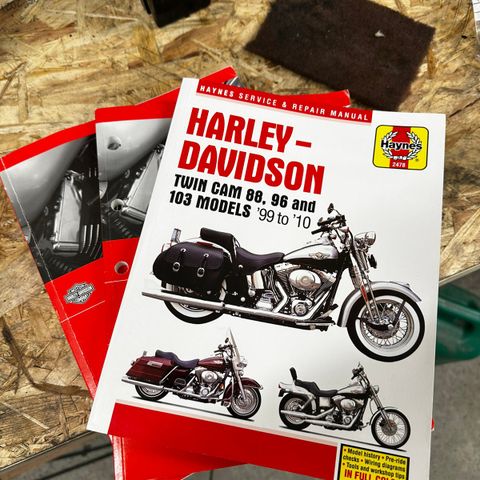 Verkstedbøker Harley-Davidson Softtail