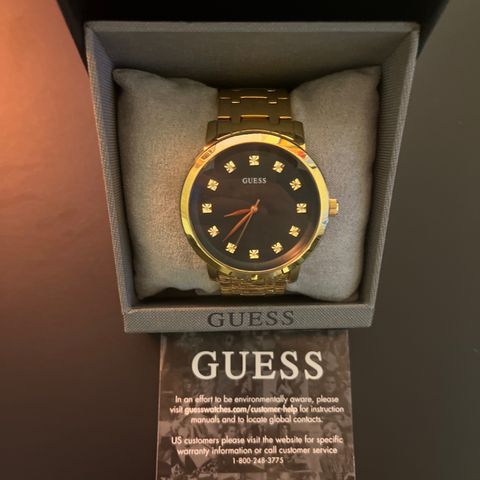 Guess Paragon Gold - klokke