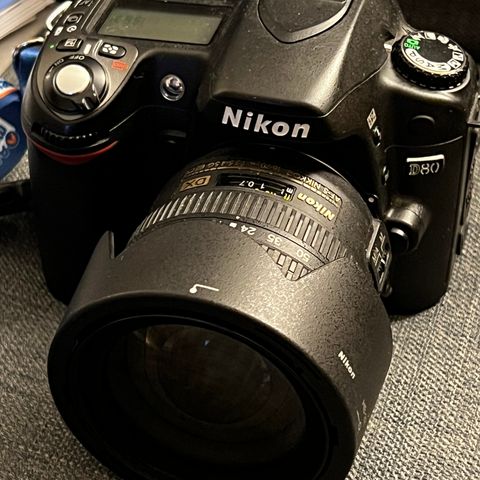 Brukt Nikon D80 kamera med Nikon AF-s 18-70 f/3.5-4.5 G IF, 8 GB SD minnebrikke