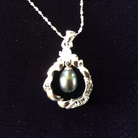 Salg: Ny Halskjede med  perle  i Rhodiumet 925 sølv og 925 sølv kjede